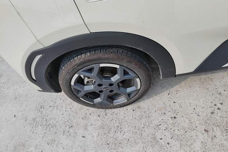 Used BYD Seagull 2025 305 km Free Version Right Rear Wheel Hub
