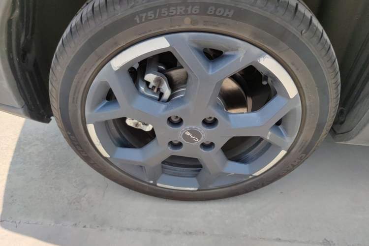 Used BYD Seagull 2025 305 km Free Version Right Rear Wheel Hub