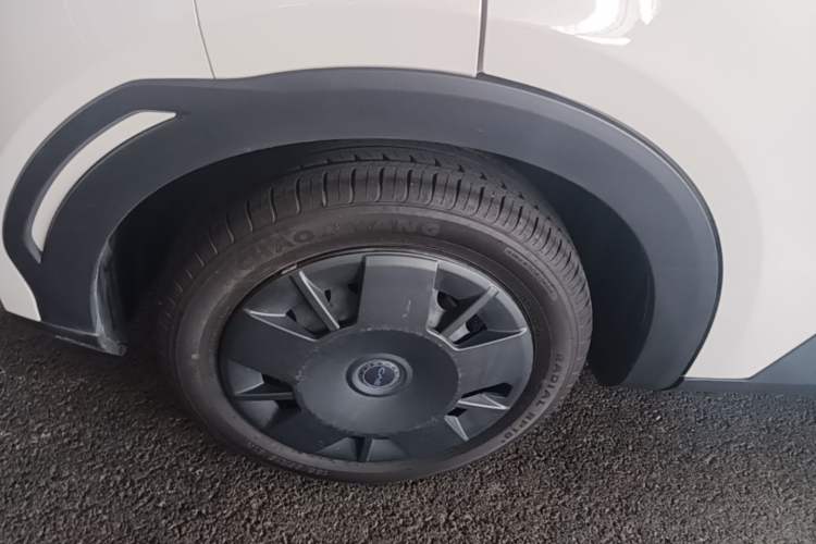 Used BYD Seagull 2025 Intelligent Driving Version 305 km Dynamic Edition Right Rear Wheel Hub