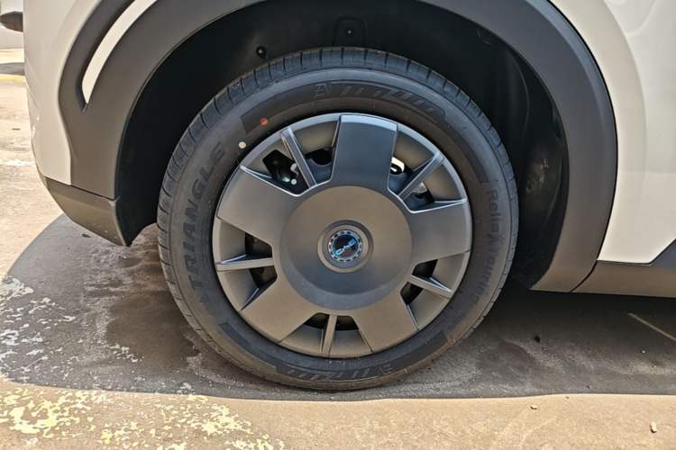 Used BYD Seagull 2025 Intelligent Driving Version 305 km Dynamic Edition Right Rear Wheel Hub