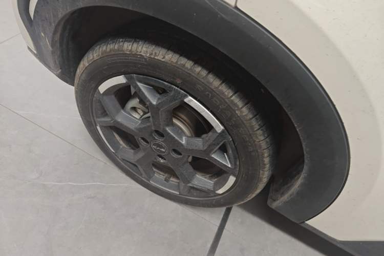 Used BYD Seagull 2025 405 km Flying Edition Right Rear Wheel Hub