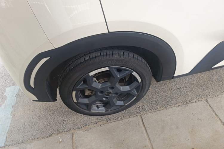 Used BYD Seagull 2025 Model Smart Drive Version 405km Free-Spirited Version Right Rear Wheel Hub