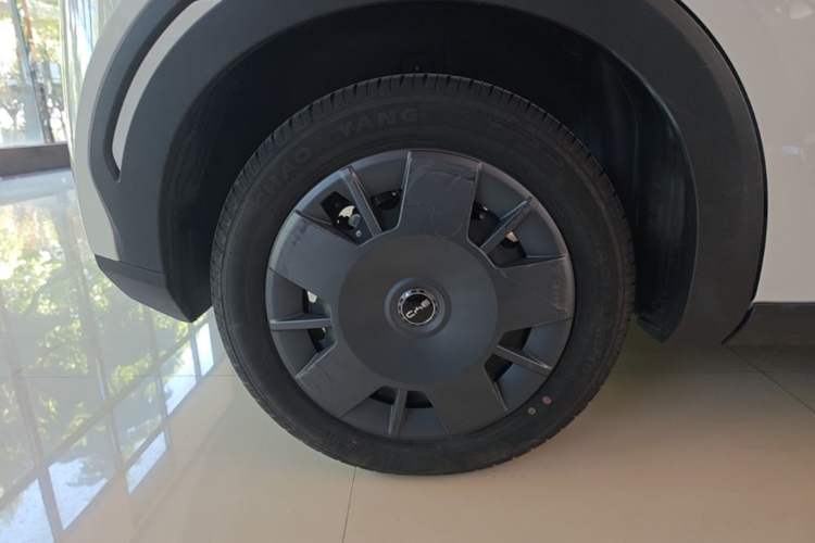 Used BYD Seagull 2025 305km Active Version Right Rear Wheel Hub