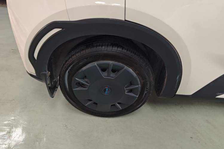 Used BYD Seagull 2025 305km Active Version Right Rear Wheel Hub