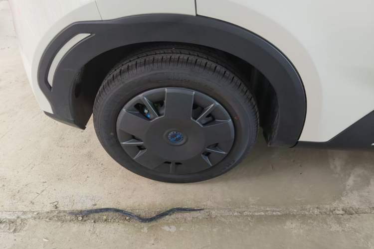 Used BYD Seagull 2025 Intelligent Driving Version 305 km Dynamic Edition Right Rear Wheel Hub