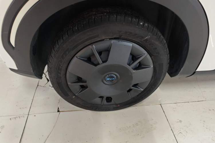 Used BYD Seagull 2025 Intelligent Driving Version 305 km Dynamic Edition Right Rear Wheel Hub