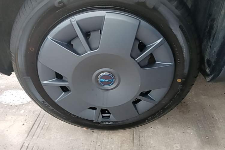 Used BYD Seagull 2025 305km Active Version Right Rear Wheel Hub