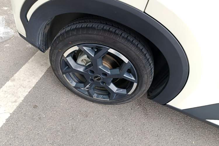 Used BYD Seagull 2025 405 km Flying Edition Right Rear Wheel Hub