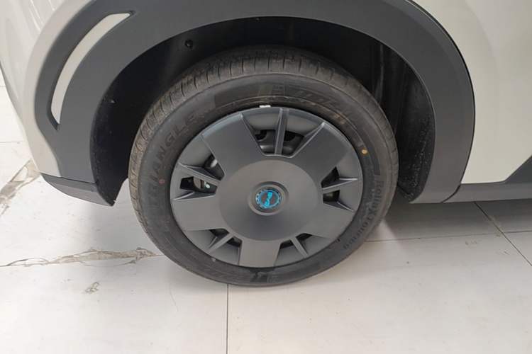 Used BYD Seagull 2025 Intelligent Driving Version 305 km Dynamic Edition Right Rear Wheel Hub