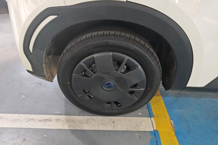 Used BYD Seagull 2025 Intelligent Driving Version 305 km Dynamic Edition Right Rear Wheel Hub