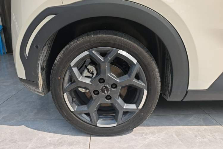 Used BYD Seagull 2025 Smart Drive Version 305 km Freedom Edition Right Rear Wheel Hub