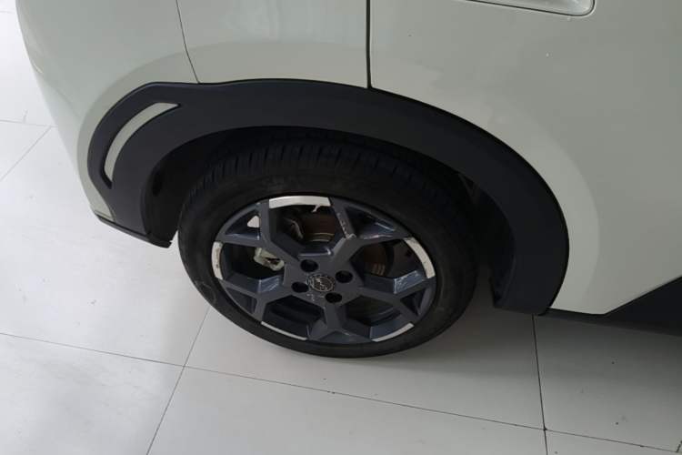 Used BYD Seagull 2025 305 km Free Version Right Rear Wheel Hub