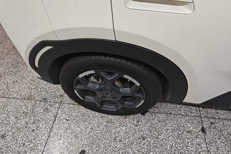 Used BYD Seagull 2025 405 km Flying Edition Right Rear Wheel Hub