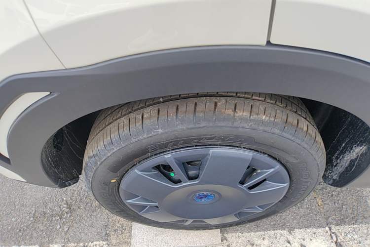 Used BYD Seagull 2025 Intelligent Driving Version 305 km Dynamic Edition Right Rear Wheel Hub