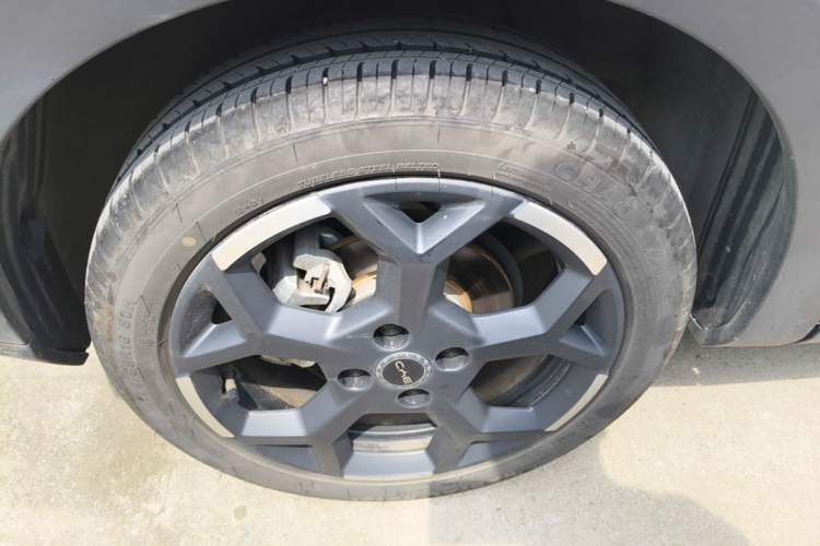 Used BYD Seagull 2025 Smart Drive Version 305 km Freedom Edition Right Rear Wheel Hub