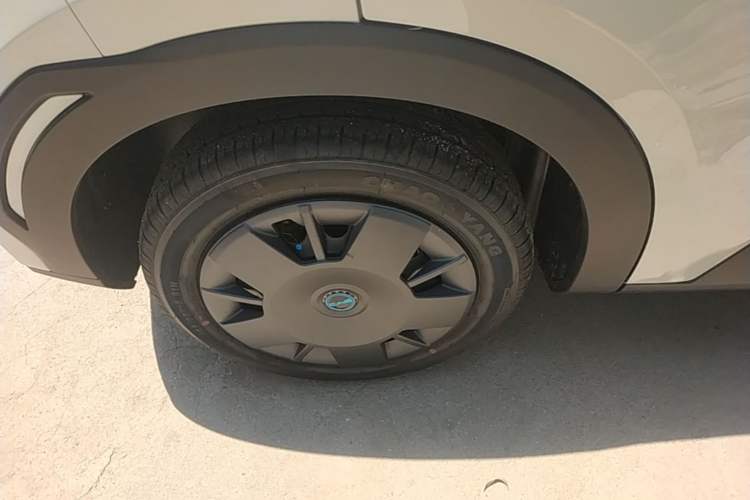 Used BYD Seagull 2025 Intelligent Driving Version 305 km Dynamic Edition Right Rear Wheel Hub