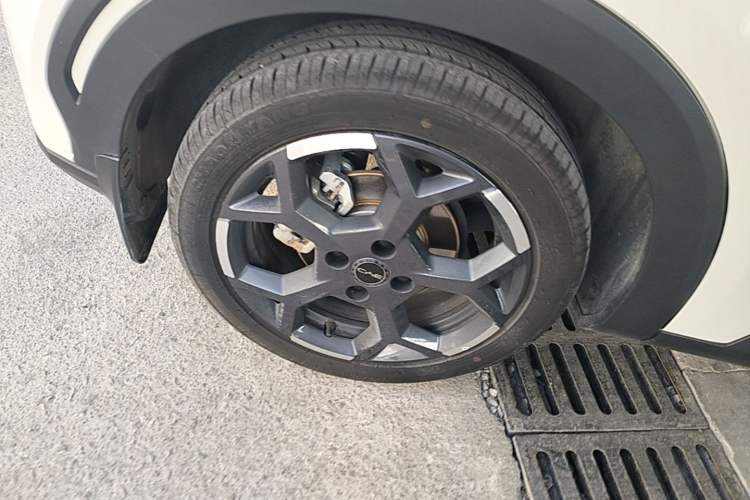 Used BYD Seagull 2025 305 km Free Version Right Rear Wheel Hub
