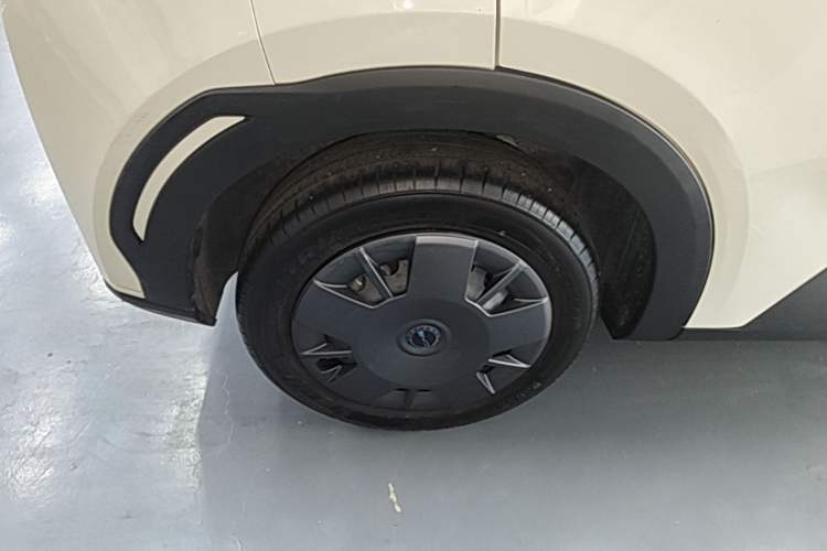 Used BYD Seagull 2025 305km Active Version Right Rear Wheel Hub