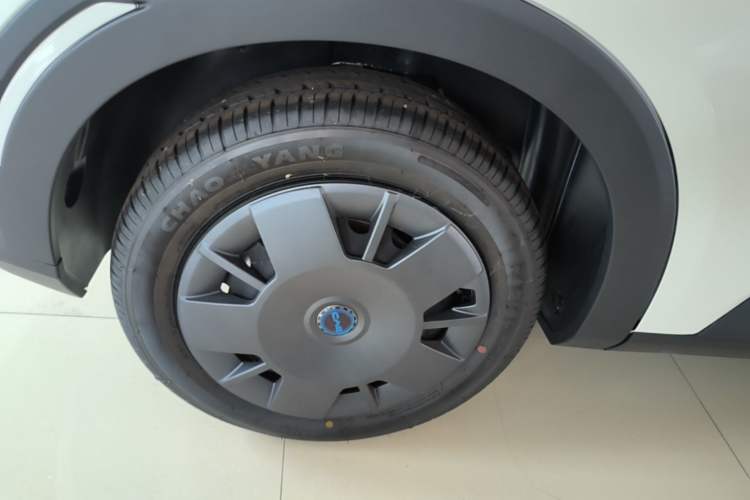 Used BYD Seagull 2025 Intelligent Driving Version 305 km Dynamic Edition Right Rear Wheel Hub