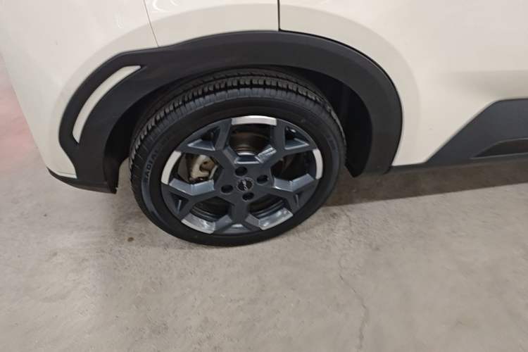Used BYD Seagull 2025 305 km Free Version Right Rear Wheel Hub