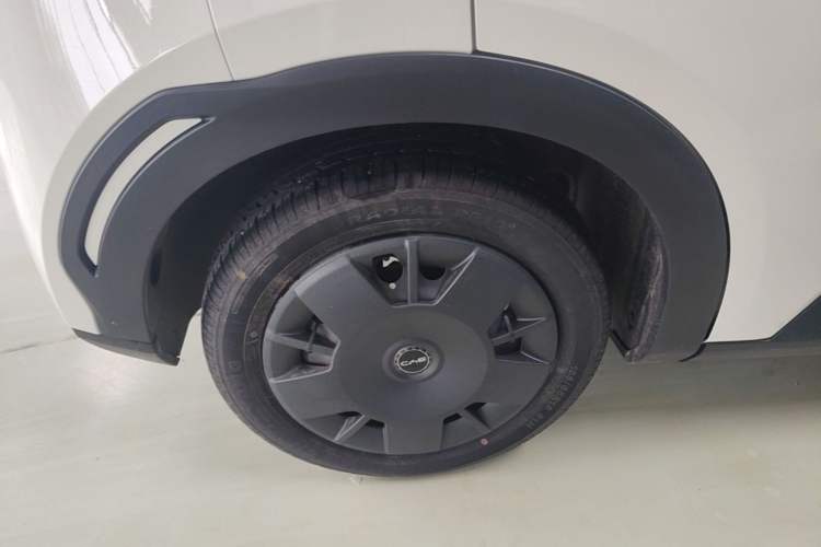 Used BYD Seagull 2025 305km Active Version Right Rear Wheel Hub
