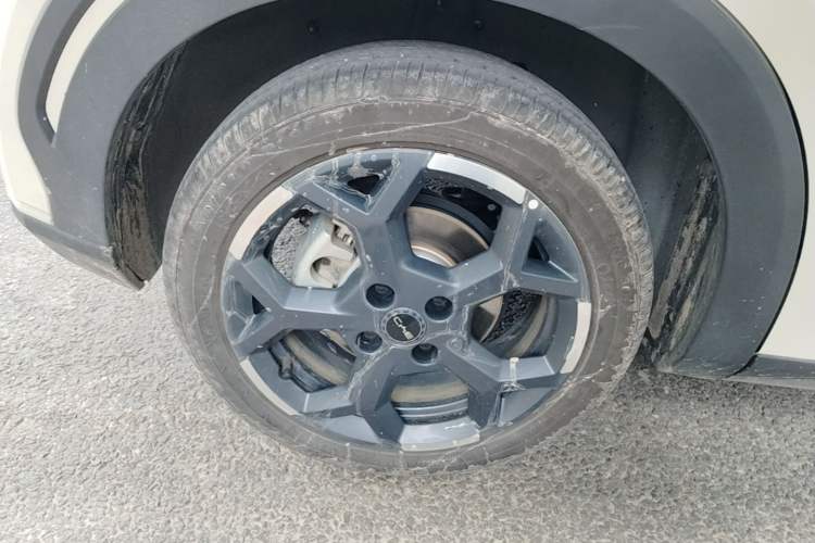 Used BYD Seagull 2025 405 km Flying Edition Right Rear Wheel Hub