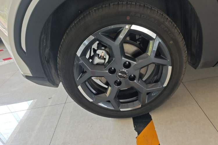 Used BYD Seagull 2025 305 km Free Version Right Rear Wheel Hub
