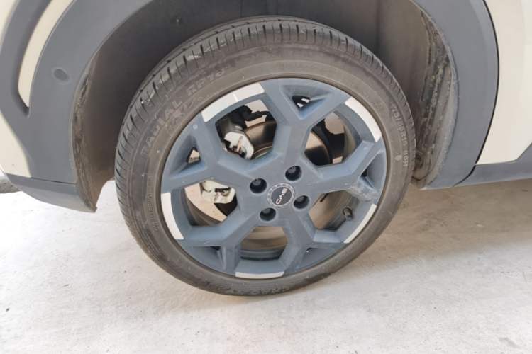 Used BYD Seagull 2025 Smart Drive Version 305 km Freedom Edition Right Rear Wheel Hub