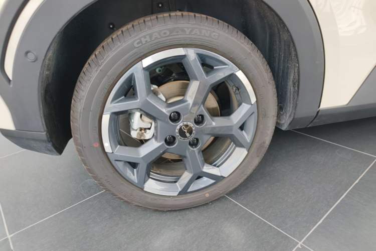 Used BYD Seagull 2025 Smart Drive Version 305 km Freedom Edition Right Rear Wheel Hub