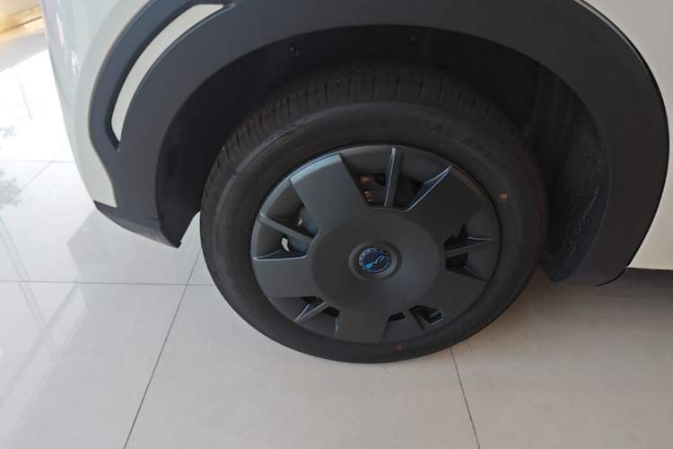 Used BYD Seagull 2025 Intelligent Driving Version 305 km Dynamic Edition Right Rear Wheel Hub