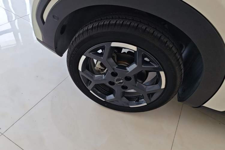 Used BYD Seagull 2025 Smart Drive Version 305 km Freedom Edition Right Rear Wheel Hub