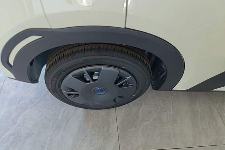Used BYD Seagull 2025 Intelligent Driving Version 305 km Dynamic Edition Right Rear Wheel Hub
