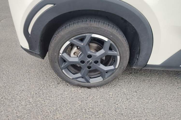 Used BYD Seagull 2025 305 km Free Version Right Rear Wheel Hub