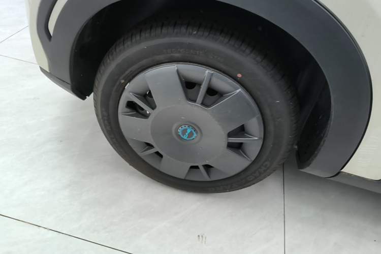 Used BYD Seagull 2025 Intelligent Driving Version 305 km Dynamic Edition Right Rear Wheel Hub