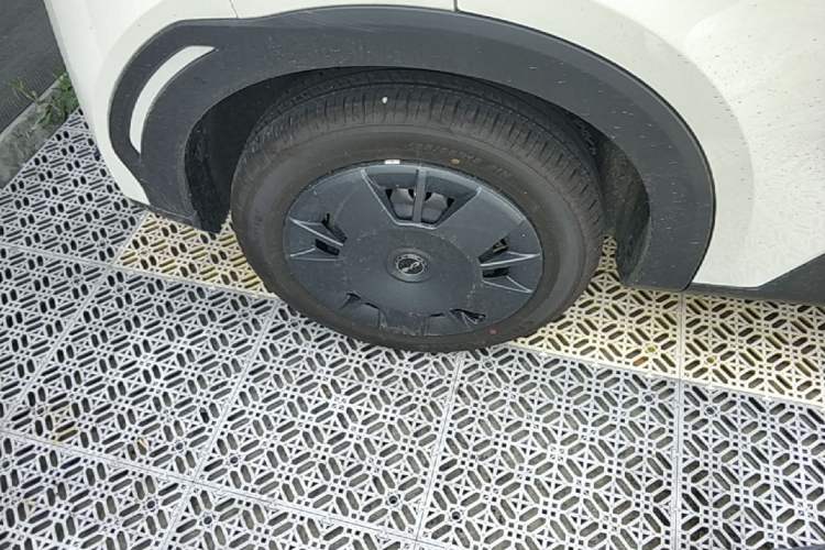 Used BYD Seagull 2025 Intelligent Driving Version 305 km Dynamic Edition Right Rear Wheel Hub