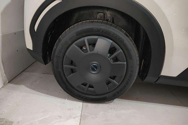 Used BYD Seagull 2025 Intelligent Driving Version 305 km Dynamic Edition Right Rear Wheel Hub