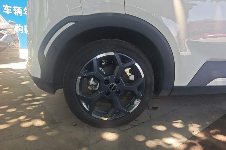 Used BYD Seagull 2025 Smart Drive Version 305 km Freedom Edition Right Rear Wheel Hub