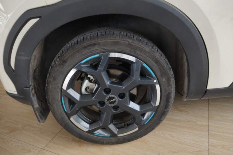 Used BYD Seagull 2025 305 km Free Version Right Rear Wheel Hub