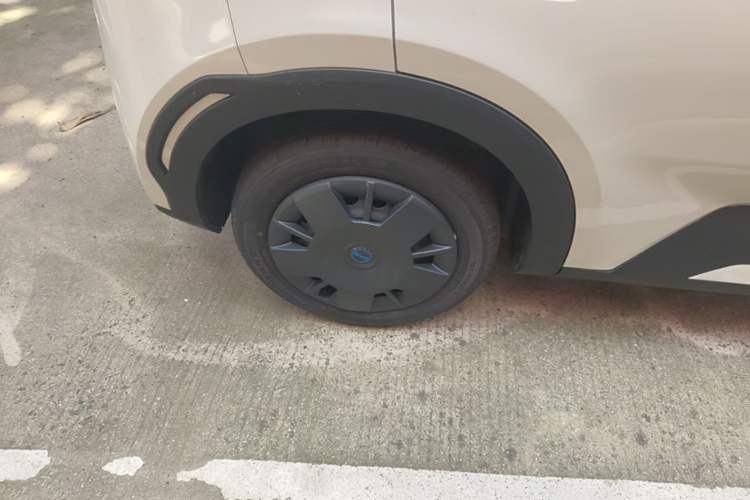 Used BYD Seagull 2025 Intelligent Driving Version 305 km Dynamic Edition Right Rear Wheel Hub