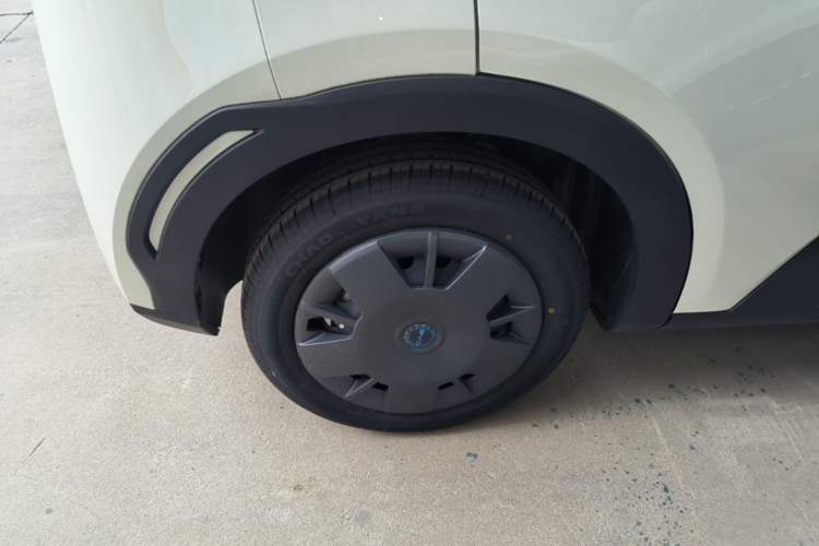 Used BYD Seagull 2025 Intelligent Driving Version 305 km Dynamic Edition Right Rear Wheel Hub