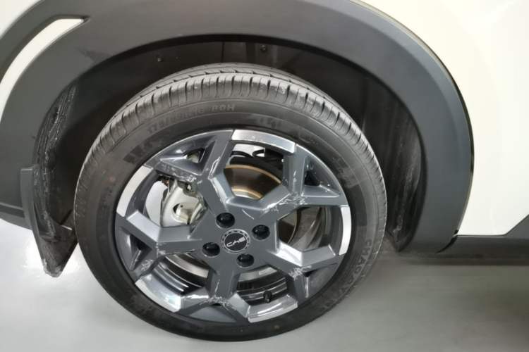 Used BYD Seagull 2025 305 km Free Version Right Rear Wheel Hub
