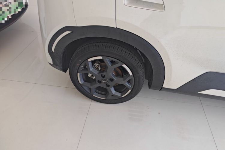 Used BYD Seagull 2025 Model Smart Drive Version 405km Free-Spirited Version Right Rear Wheel Hub