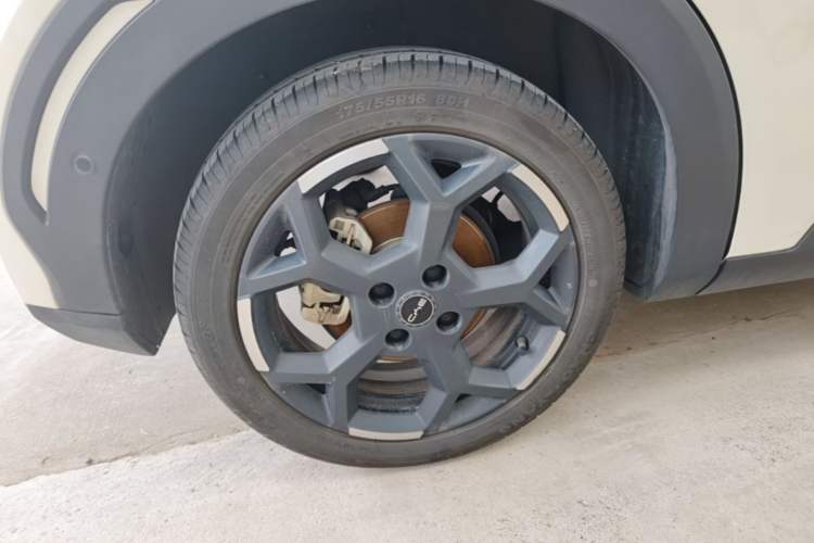 Used BYD Seagull 2025 Smart Drive Version 305 km Freedom Edition Right Rear Wheel Hub