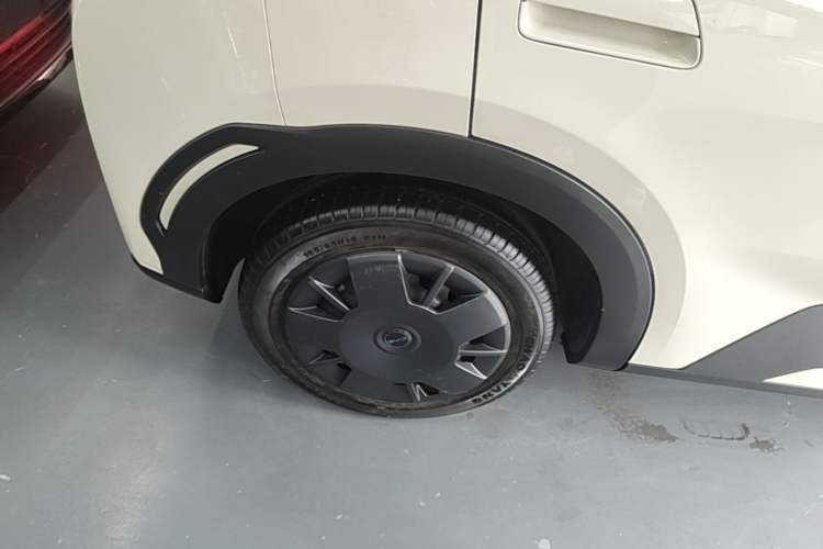 Used BYD Seagull 2025 305km Active Version Right Rear Wheel Hub