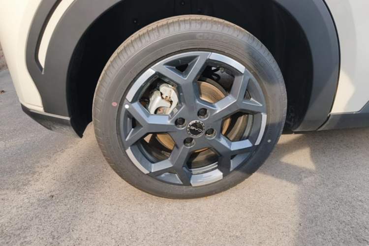 Used BYD Seagull 2025 305 km Free Version Right Rear Wheel Hub