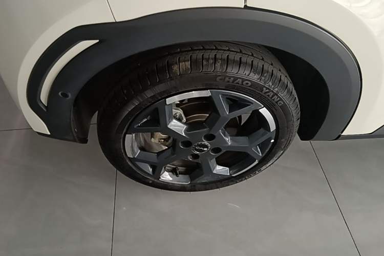 Used BYD Seagull 2025 Smart Drive Version 305 km Freedom Edition Right Rear Wheel Hub