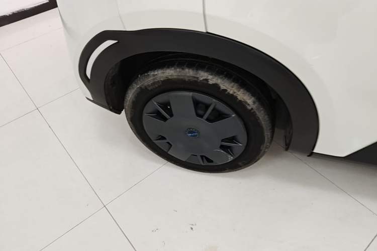 Used BYD Seagull 2025 Intelligent Driving Version 305 km Dynamic Edition Right Rear Wheel Hub