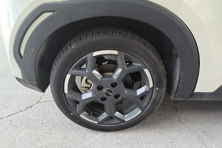 Used BYD Seagull 2025 Smart Drive Version 305 km Freedom Edition Right Rear Wheel Hub