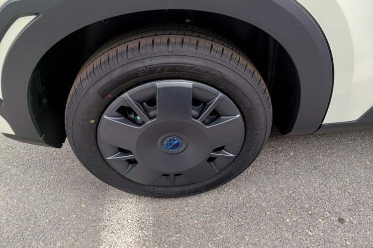 Used BYD Seagull 2025 Intelligent Driving Version 305 km Dynamic Edition Right Rear Wheel Hub