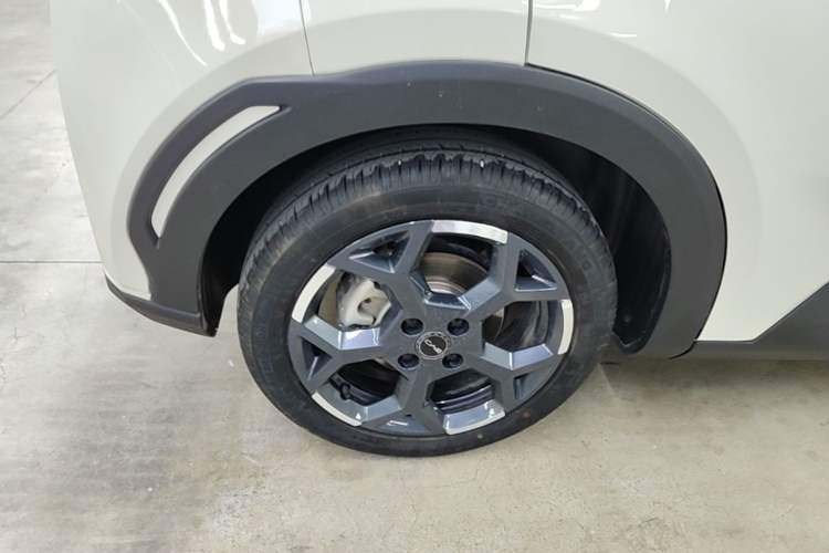 Used BYD Seagull 2025 305 km Free Version Right Rear Wheel Hub